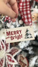 Load image into Gallery viewer, Retro Style Wooden Ornament Set/3
