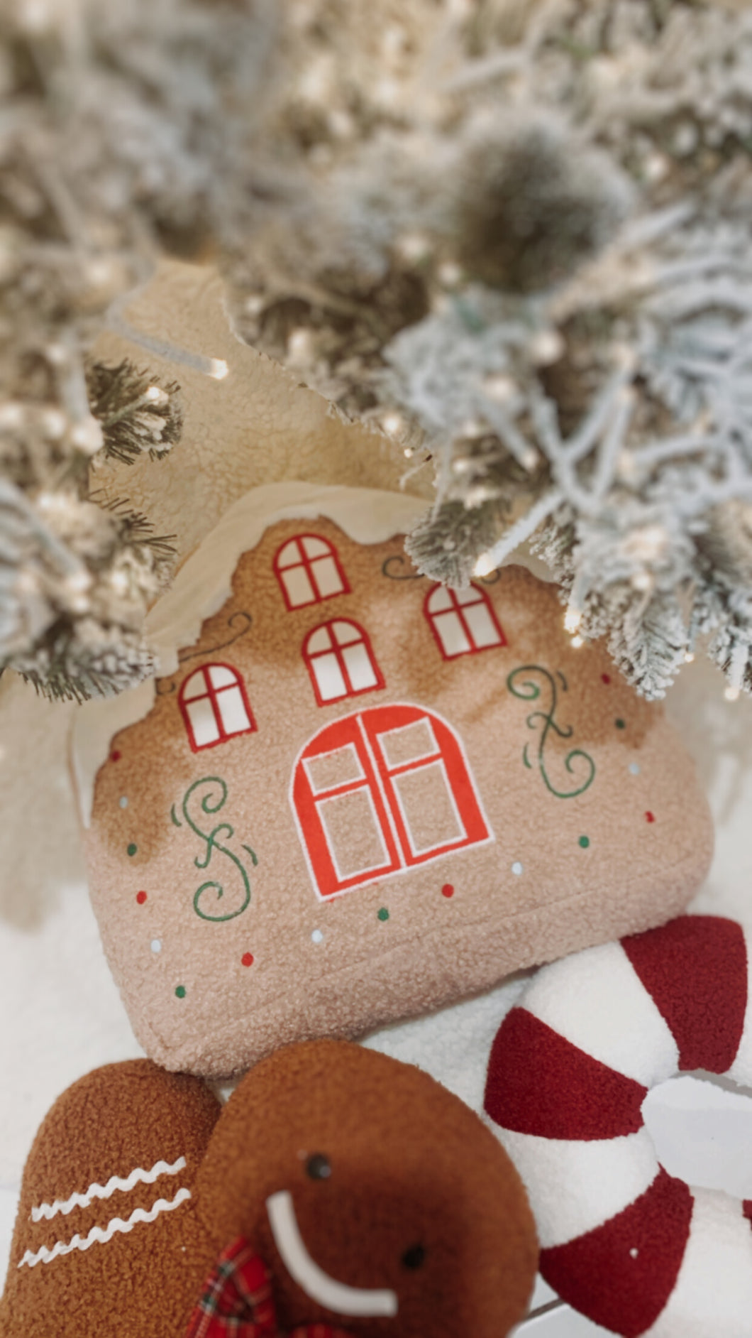 Gingerbread House Cushion
