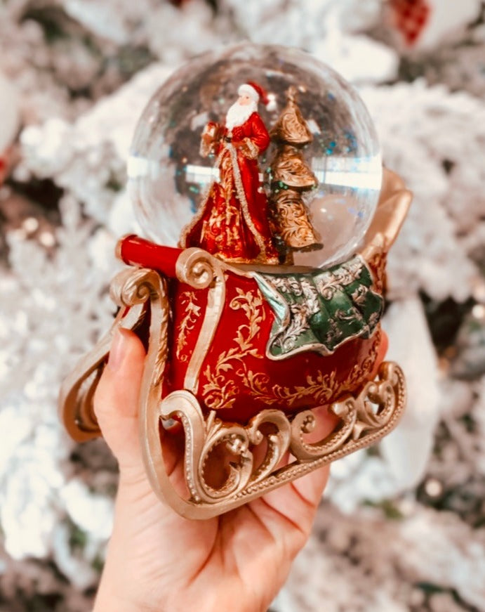 Santa in Sleigh Musical Glitter Dome