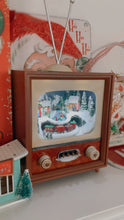 Load image into Gallery viewer, Retro Musical TV 14cm
